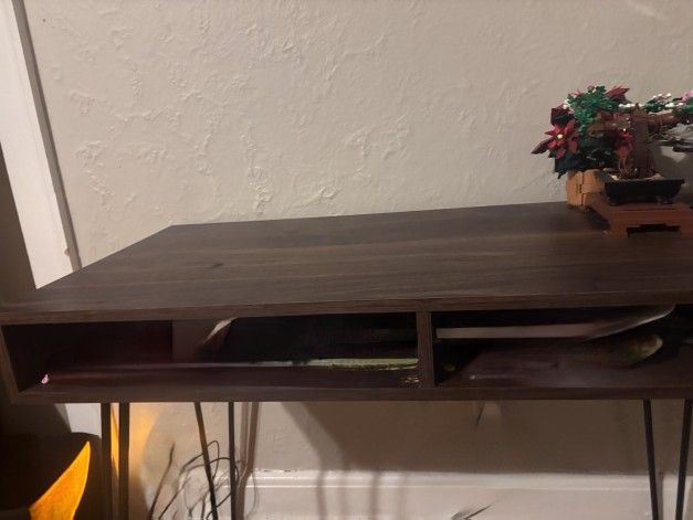 Contemporary Wood Desk Perfect Condition
