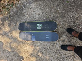2 Skateboards Maple And Original Vision