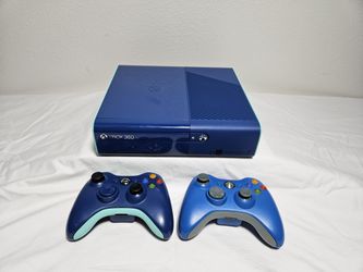 Limited Edition Blue Xbox 360 E Bundle