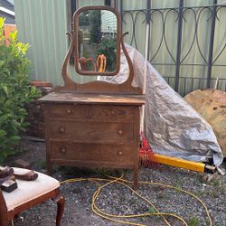 Antique Buffet Table With Mirror