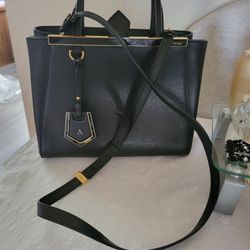 Fendi Jour2 Tote Handbags 