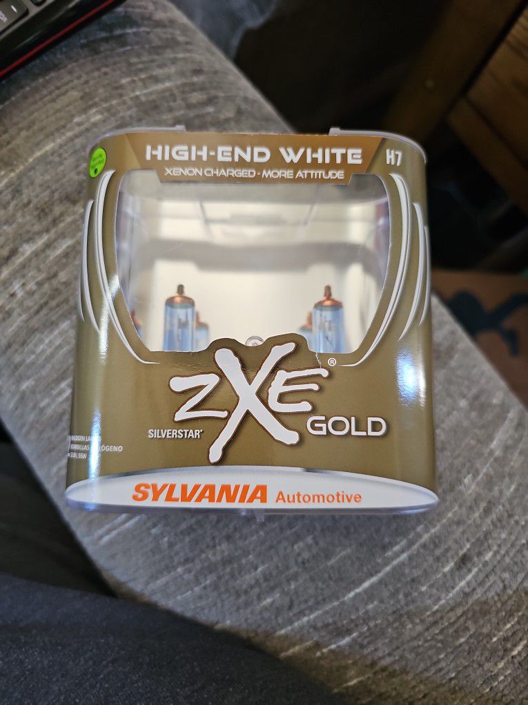 Sylvania ZXE GOLD H7 Headlights. 