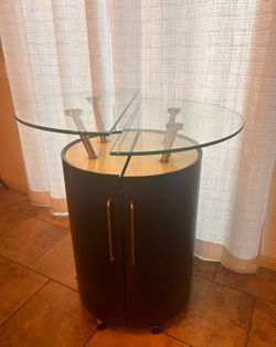 Bar cabinet