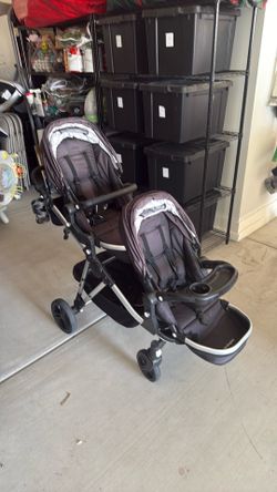 Mockingbird Single-to-Double Stroller 2.0 Used (Lightly used NORMALLY 550)