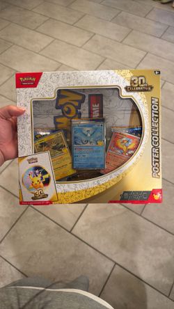 【new in box】Pokémon TCG: 30th Celebration Poster Collection (3 Promo Cards, 1 Poster & 3 Boosters)