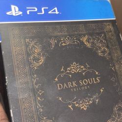 Dark Souls Trilogy PS4