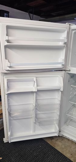 Whirlpool Fridge top freezer