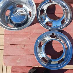 Ram 3500 Hubcaps