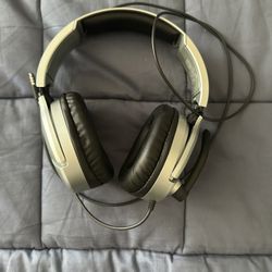 TURTLE BEACH WIRED GAMING HEADSET / HEADPHONES
