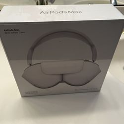 Airpod Maxes Silver  Apple With Case READ Description