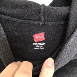 Haines Black Sweatshirt