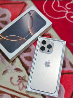 𝚒𝙿𝚑𝚘𝚗𝚎 16 Pro 𝚞𝚗𝚕𝚘𝚌𝚔𝚎𝚍 𝚠𝚒𝚝𝚑 𝚠𝚊𝚛𝚛𝚊𝚗𝚝𝚢