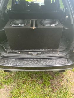 Dual 12in JL audio subwoofer setup