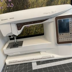 Husqvarna Sew Machine W/ Embroidery 
