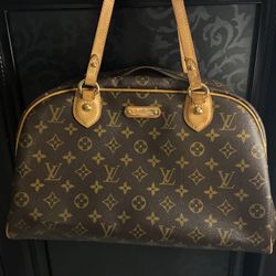 Louis Vuitton Purse