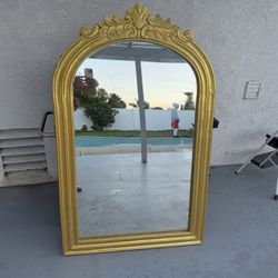 Beautiful Gold Mirror