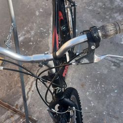 Estoy Vendiendo Esta Bisicleta TREK 800 DEPORTIVA /SPORT BIKE  SOLO POR $200.00.00 8