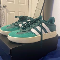 Adidas BERETTA (worn once) Size 8