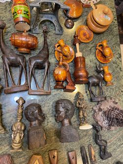 DECORATIVE ITEMS - INTERNATIONAL COLLECTION - MAKE OFFER
