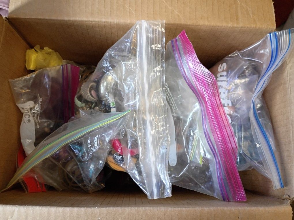 5-8 Lb Box Broken Jewelry Craft Misc Supplies