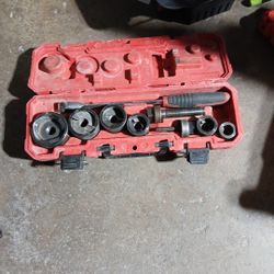 Milwaukee Knockout Kit
