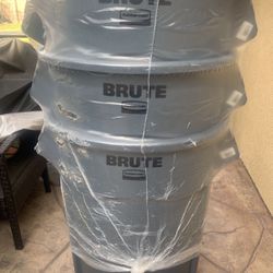 Rubbermaid Brute 55 Gal Trash Cans.lids Not Included Sold Separately 