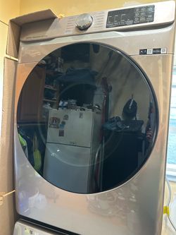 Samsung 7.5 cu. ft. Smart Gas Dryer with Steam Sanitizer