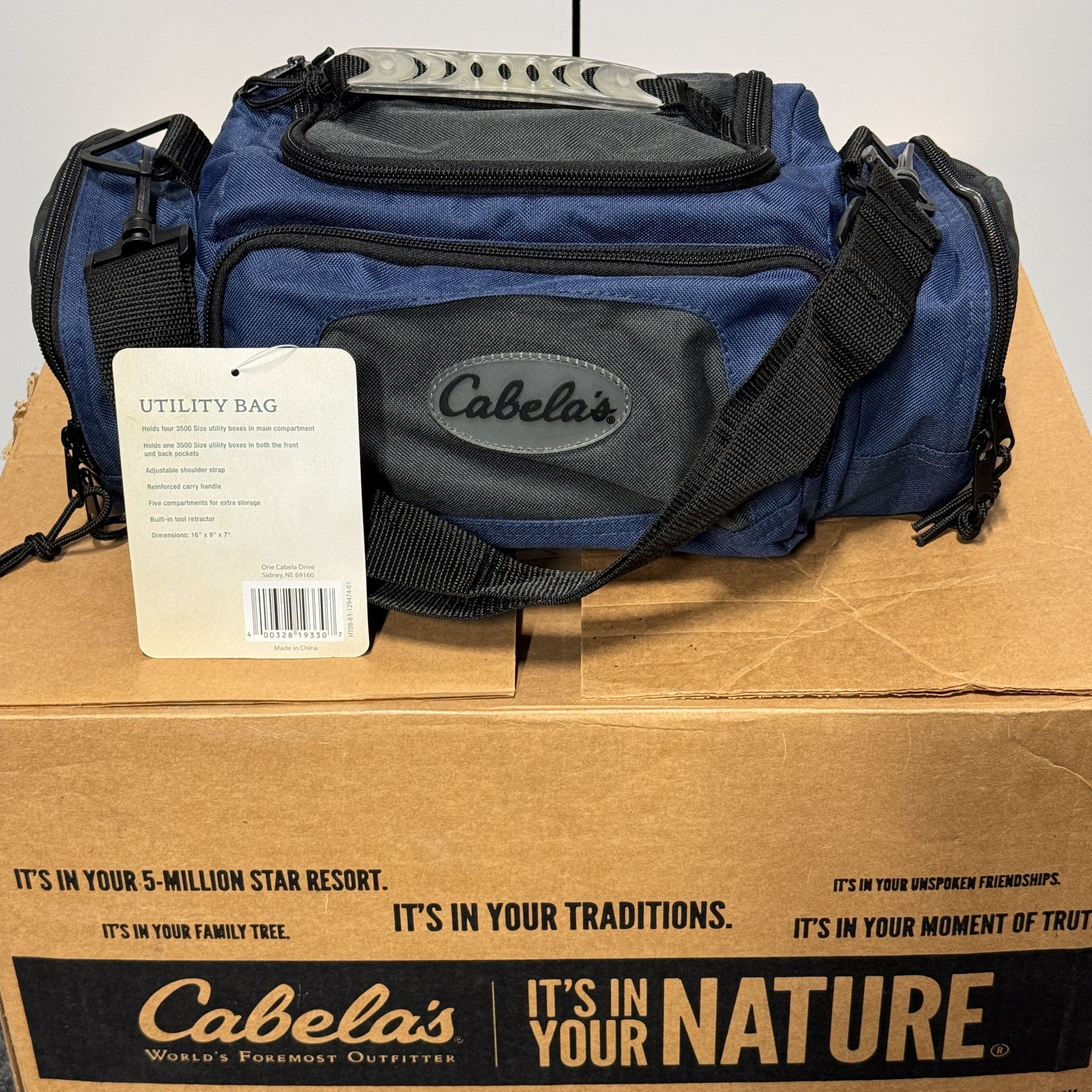 Cabela's Fishing Blue Utility Tackle Soft Bag, w/ strap 5 Zippered Compartments