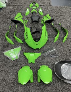2021 Kawasaki ZX-10RR oem bodywork