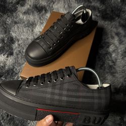 Burberry shoes