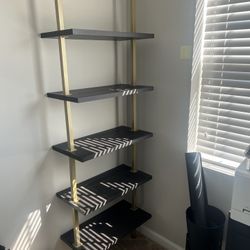 5-Shelf Ladder Bookshelf 