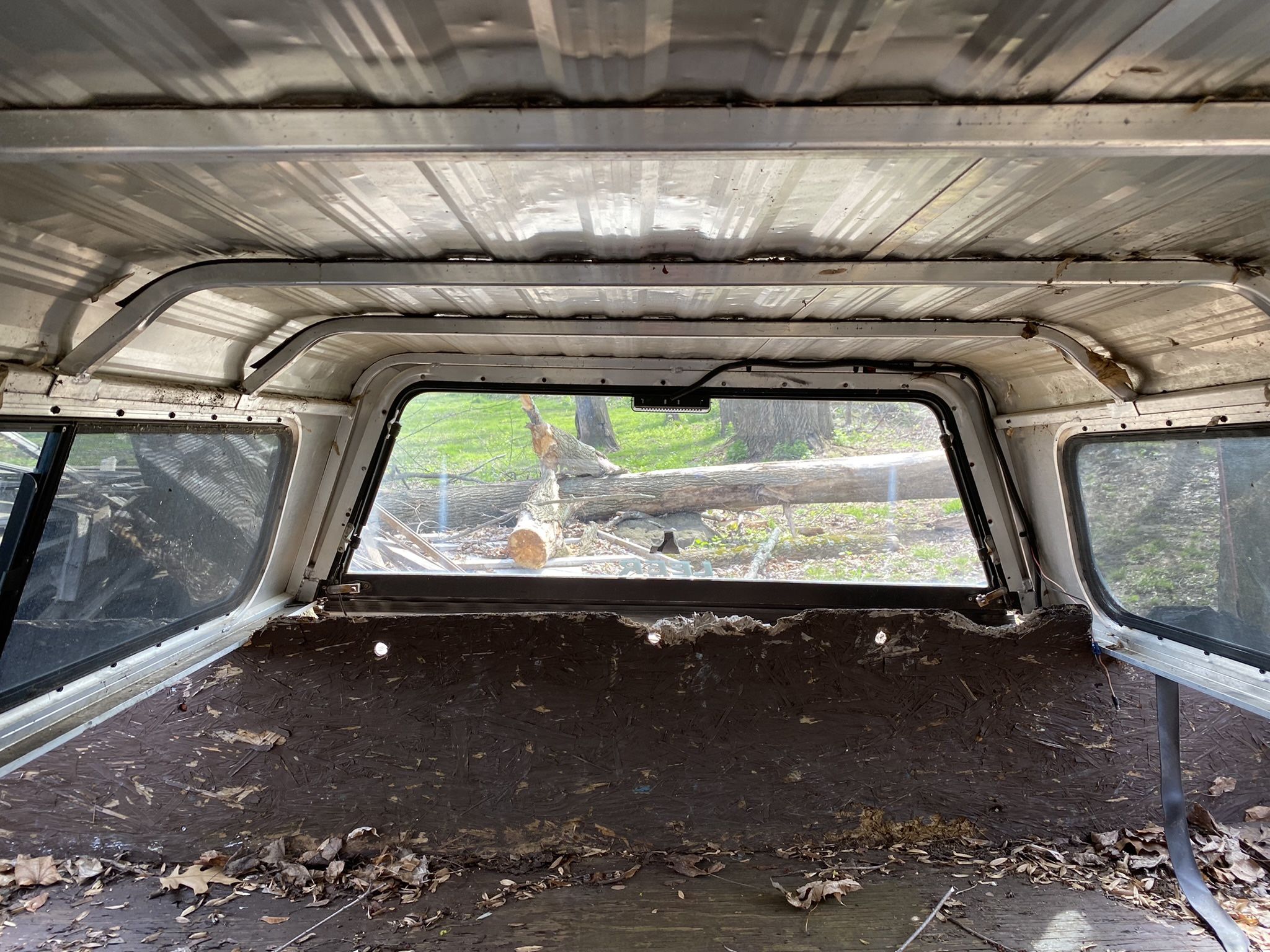 Truck Caps