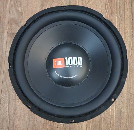 JBL 10" GT100 Subwoofer