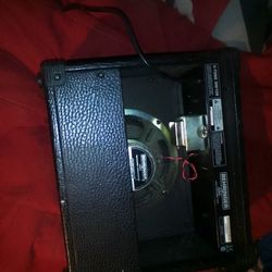 Behringer Amp