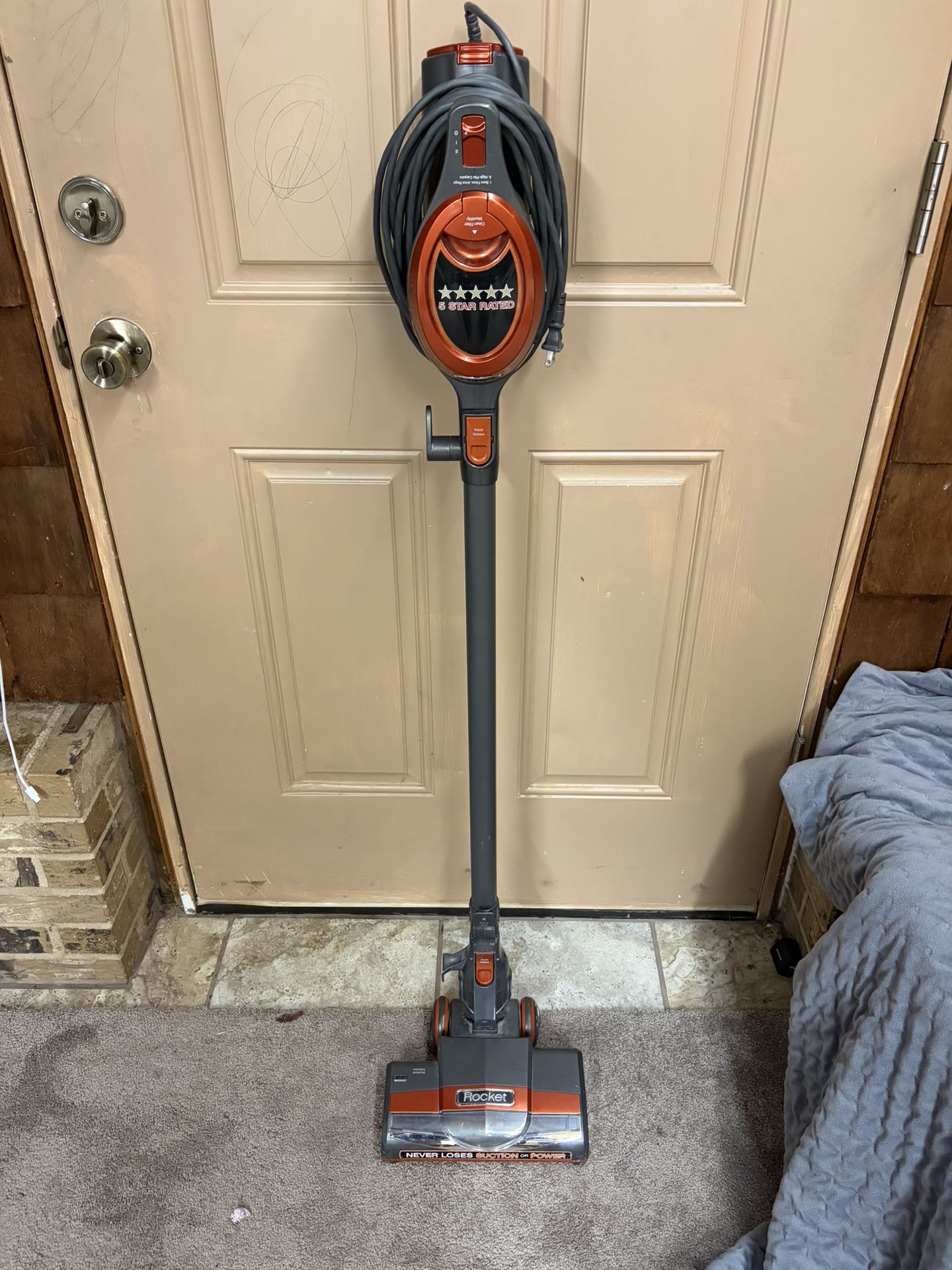 Shark HV301 Rocket Orange/Gray Upright Vacuum Cleaner