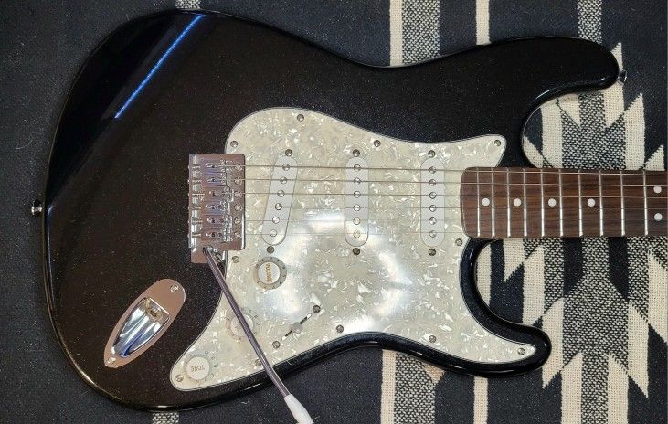 Starcaster Stratocaster & Crate Amp