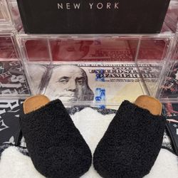 Nicole Miller Faux Fur Bondy Slippers – Women’s Size 8 – New