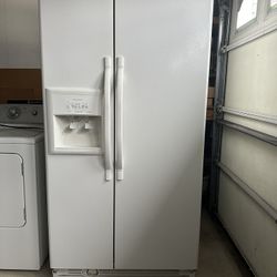 Kenmore Side By Side Refrigerator 