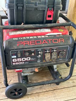Predator 6500W Portable Gas Generator