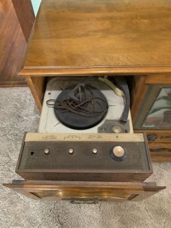 Vintage Crossly TV Console