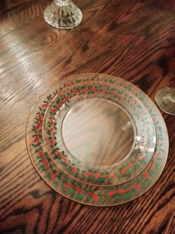 Christmas dishes glass , perfect large set from the nineteen seventies new