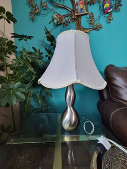 Brushesd Nickel Based , Hourglass Silhouette.