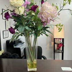 Beautiful Flower Vase 