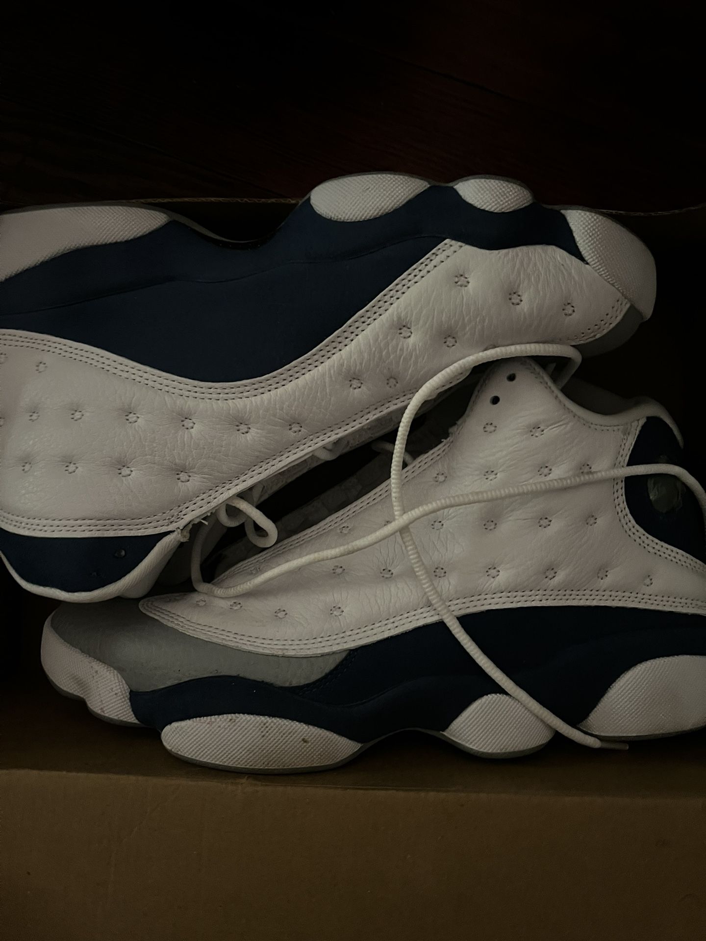 Jordan 13s Blue And White Size 9