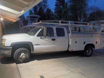 2025 Chevrolet 3500 LCF