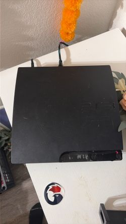 PS3 and 2 DualShock controllers and games included