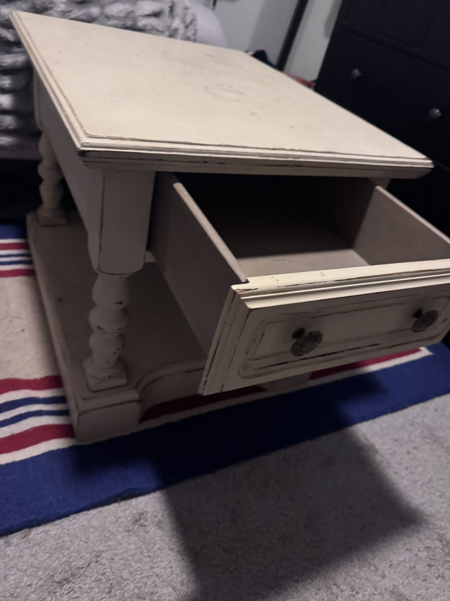 Wood End Table With Drawer
