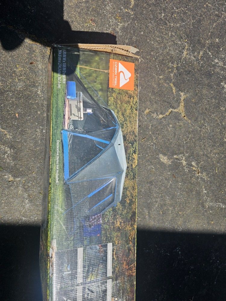 SIX PERSON TENT LED INCLUDED
