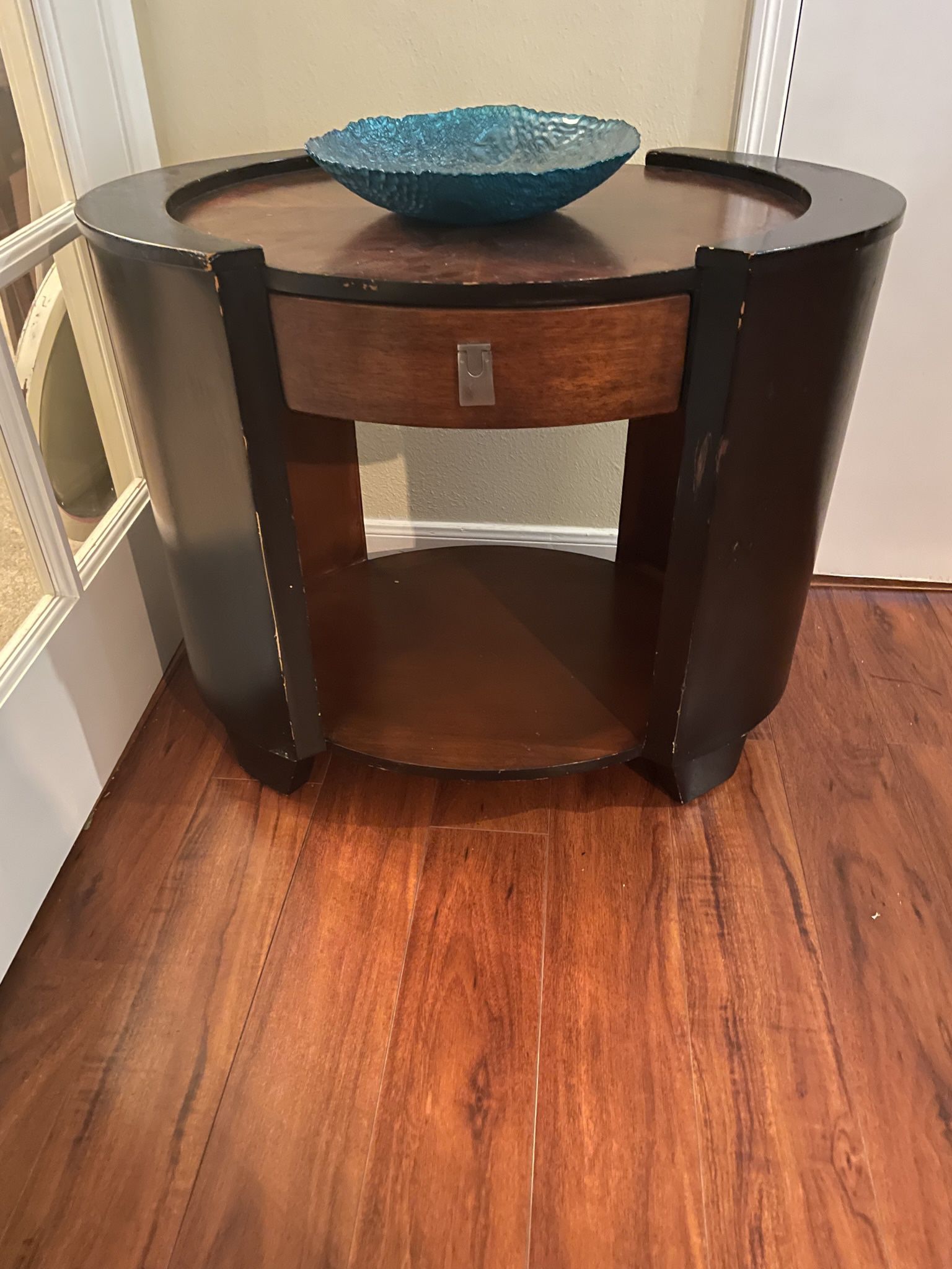 Solid Wood End Table Accent Table Nightstand Modern Look With Drawer