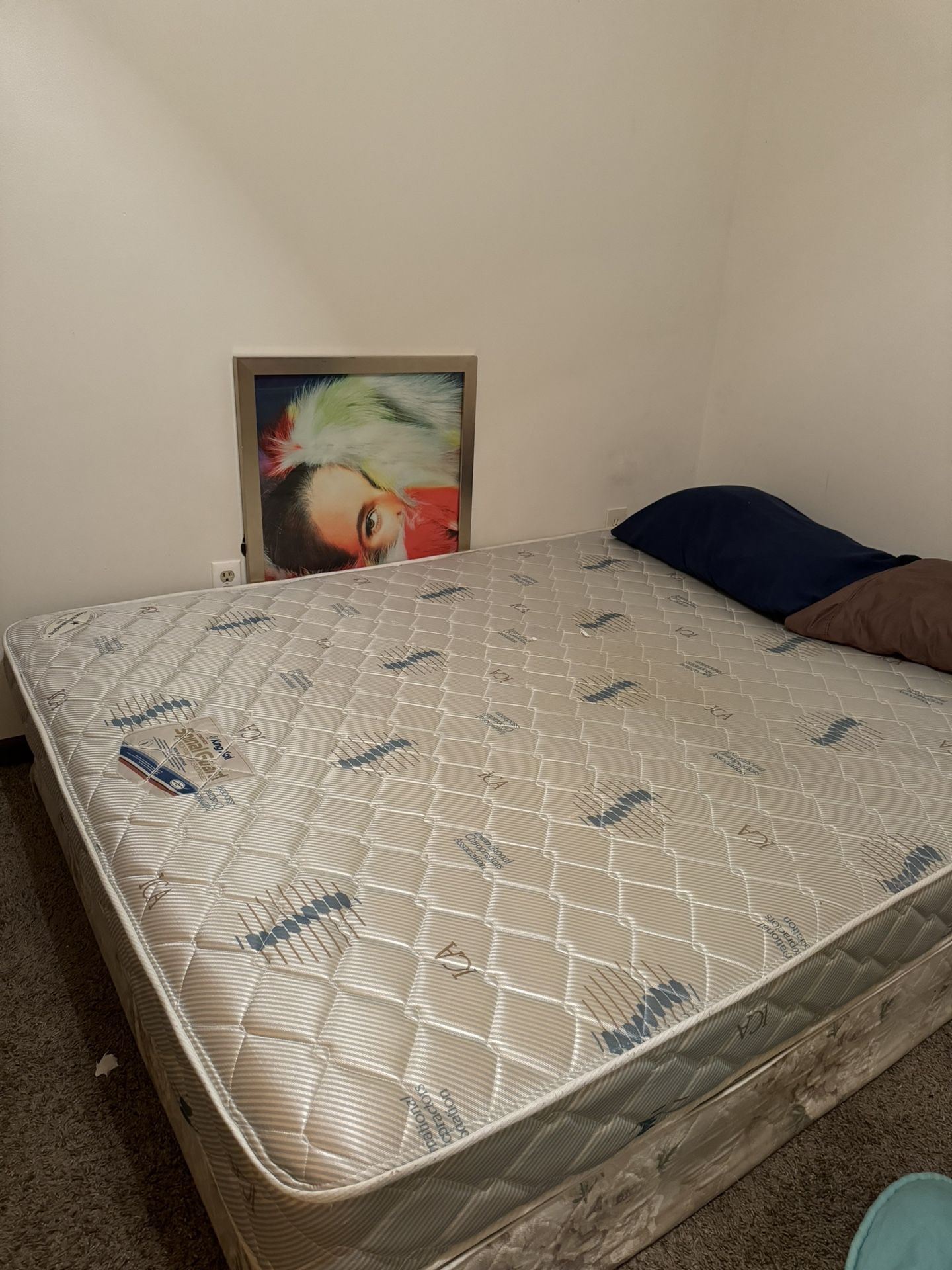 Full Mattress And Box spring (ICA chiropractor Brand)